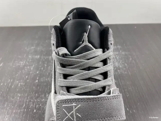Rep MAX SCOTT JORDAN TRAVIS THE X CHECK FZ8117-001 CUT 0514
